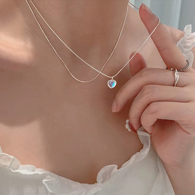 Silver Color Double Love Heart-Shaped Moonstone Pendant Necklace Women Gradient Gemstone Clavicle Chain Couple