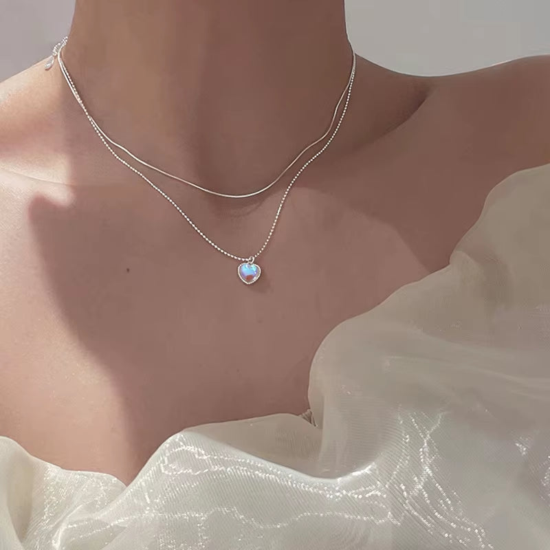 Silver Color Double Love Heart-Shaped Moonstone Pendant Necklace Women Gradient Gemstone Clavicle Chain Couple
