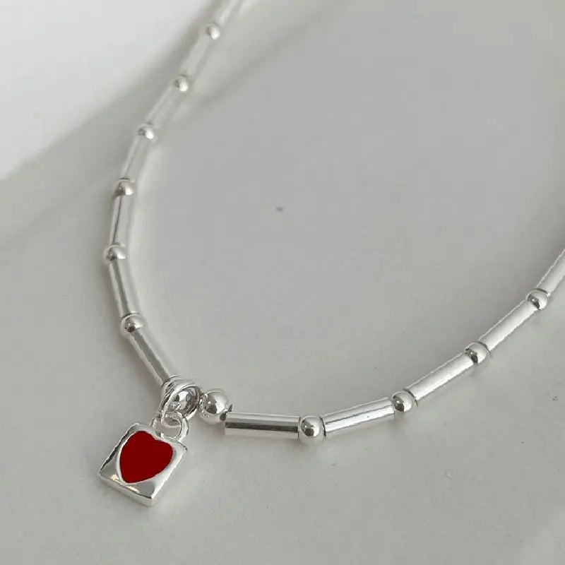 Heart-Shaped Sweater Necklace for Women and Couples - Fashionable Bamboo Clavicle Chain Jewelry Gift for Birthdays and Special Occasions